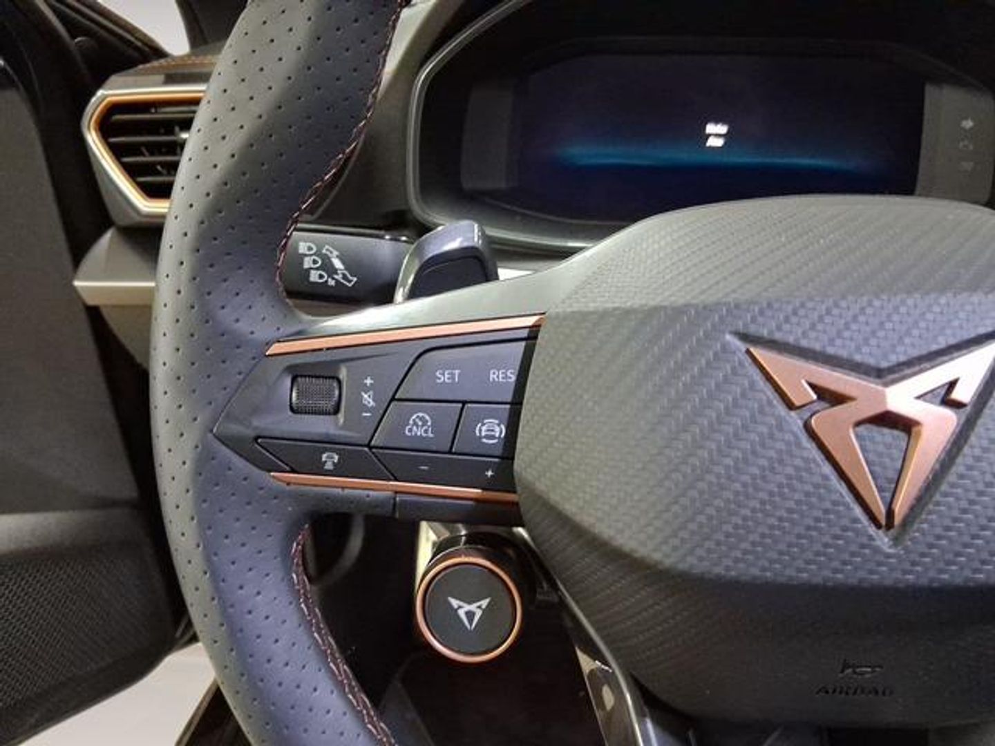 CUPRA León 1.5 eTSI DSG 110 kW (150 CV)