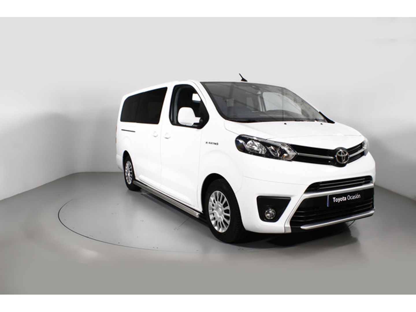 Toyota Proace Verso EV VX Plus Shuttle Blanco Minivan