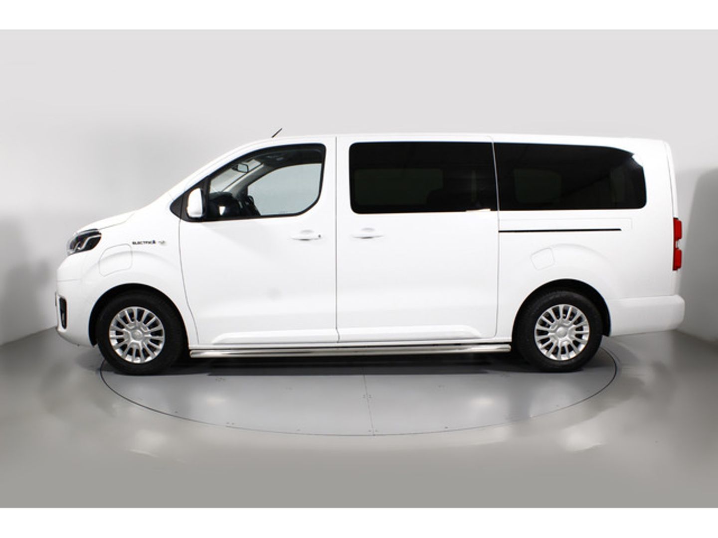 Toyota Proace Verso EV VX Plus Shuttle