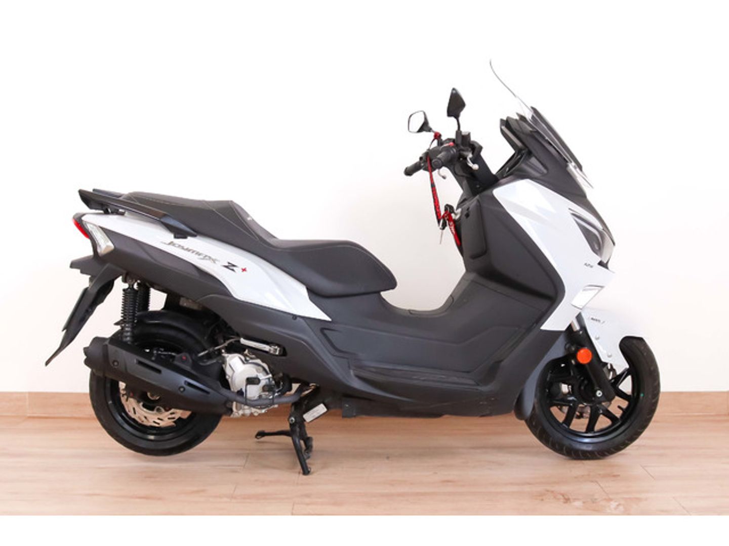 Sym JOYMAX Z+ 125 Blanco Motorcycle