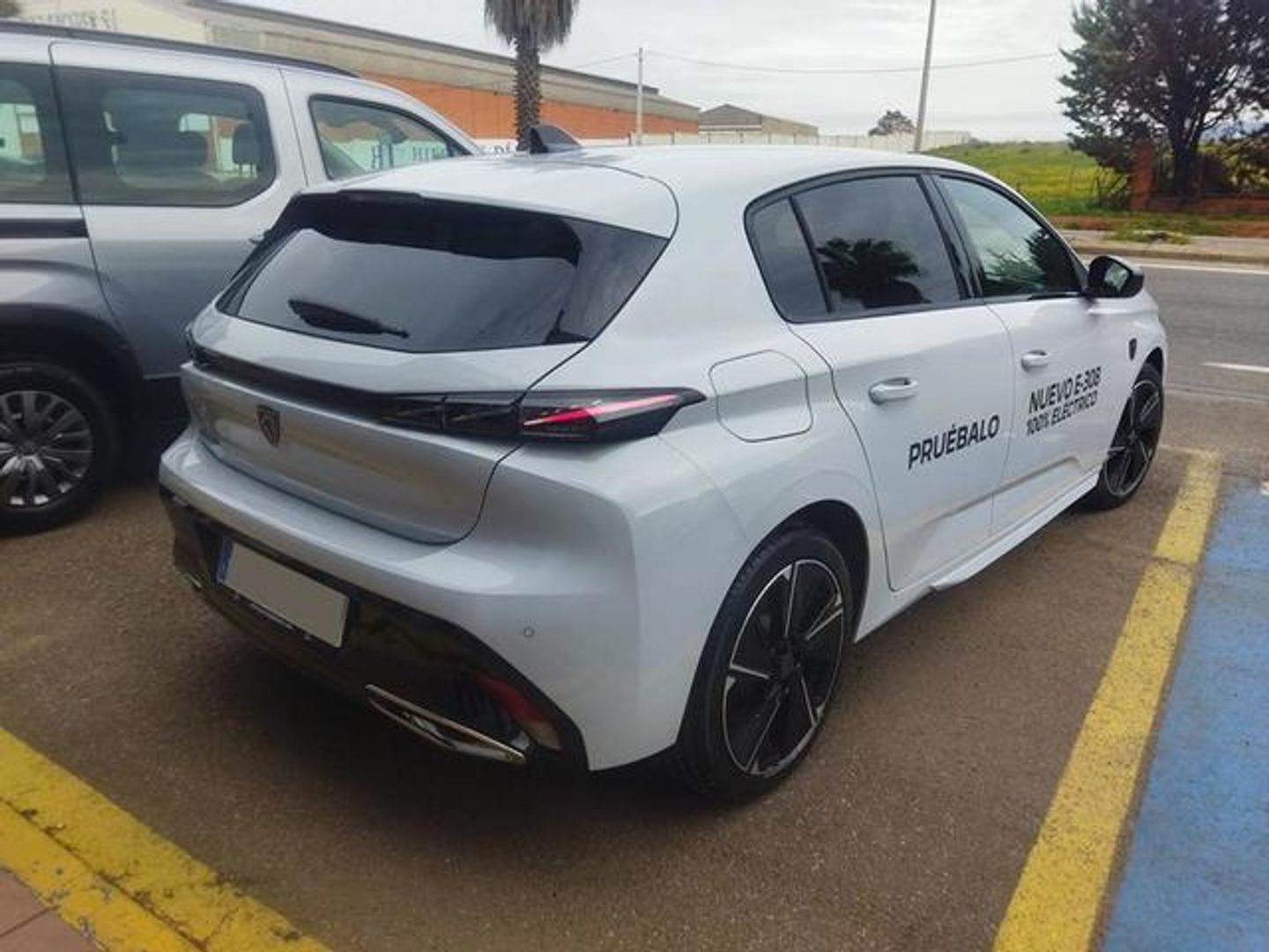 Peugeot e-308 First Edition First Edition