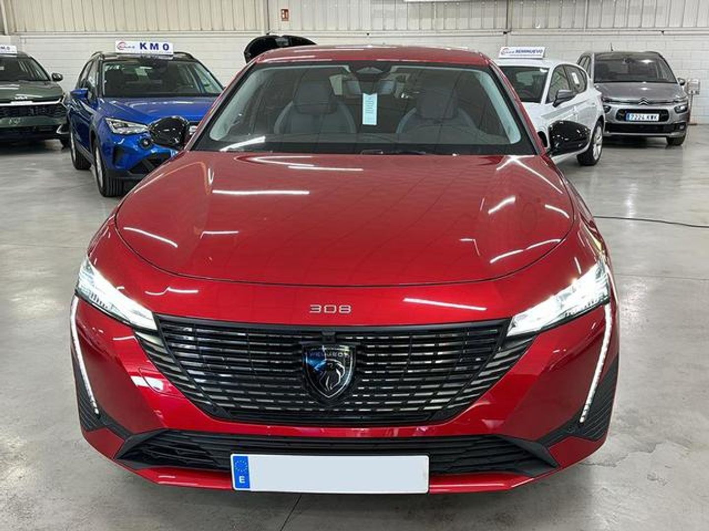 Peugeot 308 BlueHDi 130 Allure Pack Rojo Compact