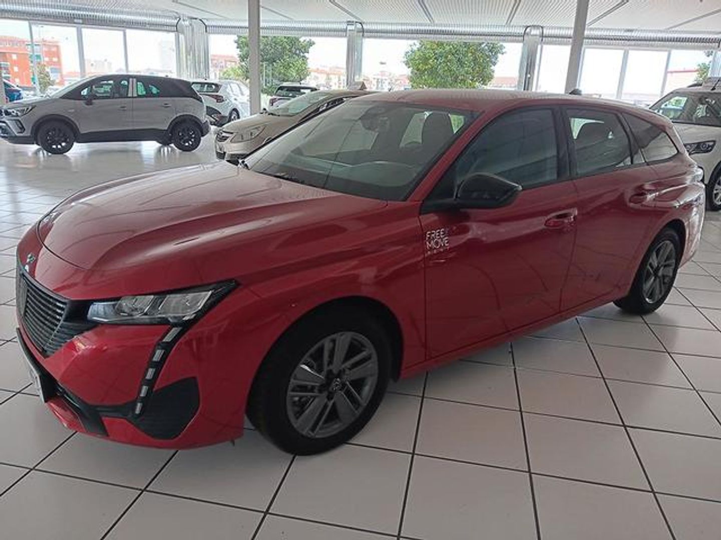 Peugeot 308 SW PureTech 130 Rojo Familiar