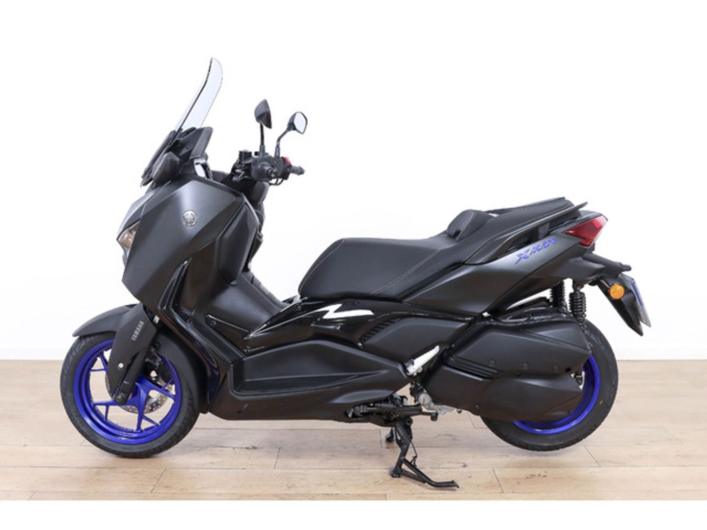 Yamaha X-Max 300