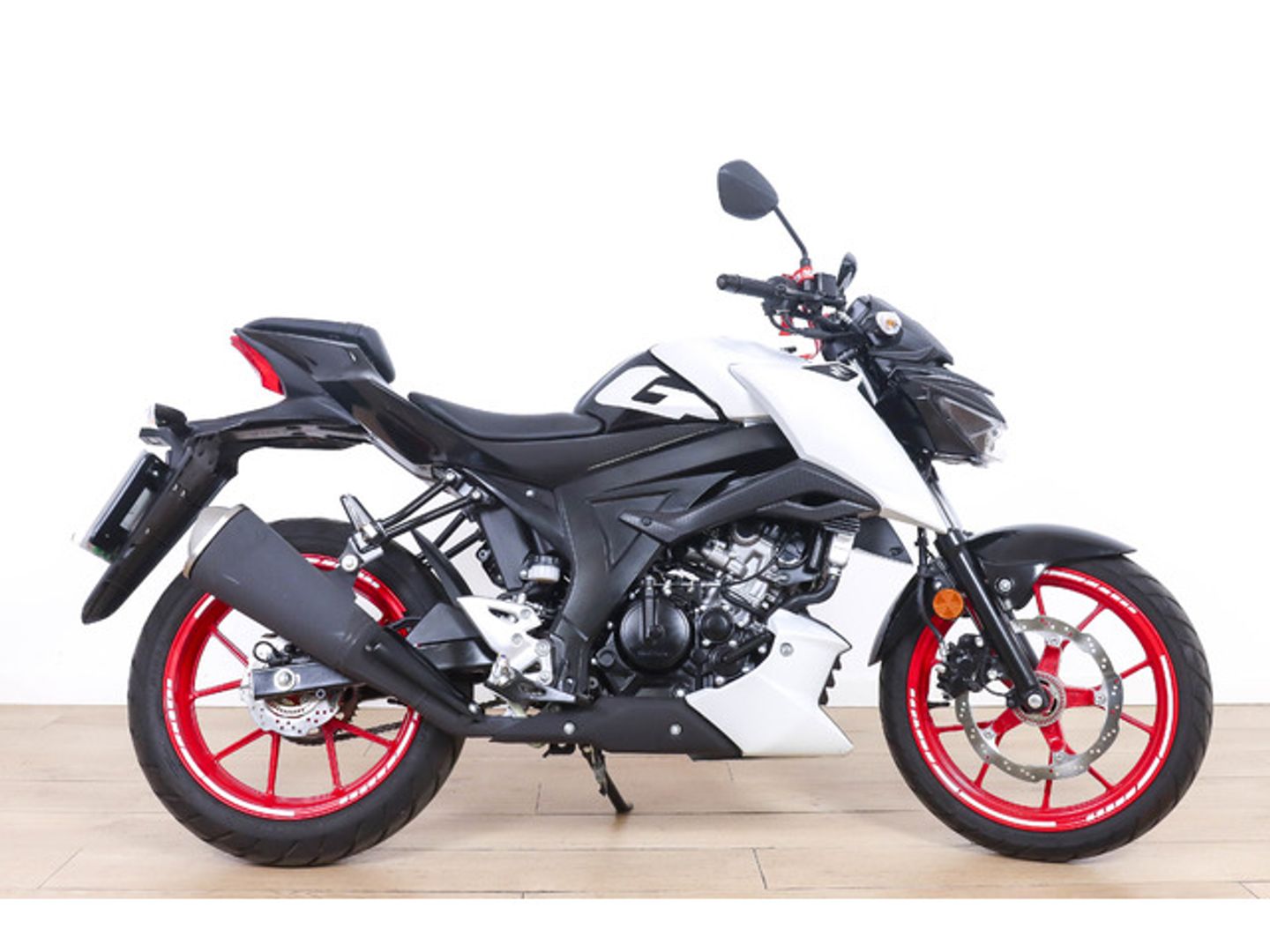 Suzuki GSX-S 125 ABS Blanco Motorcycle