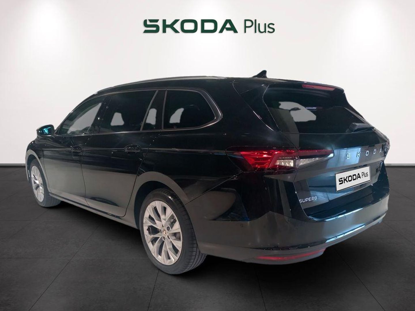 Skoda Superb Combi 1.5 TSI m-HEV Selection