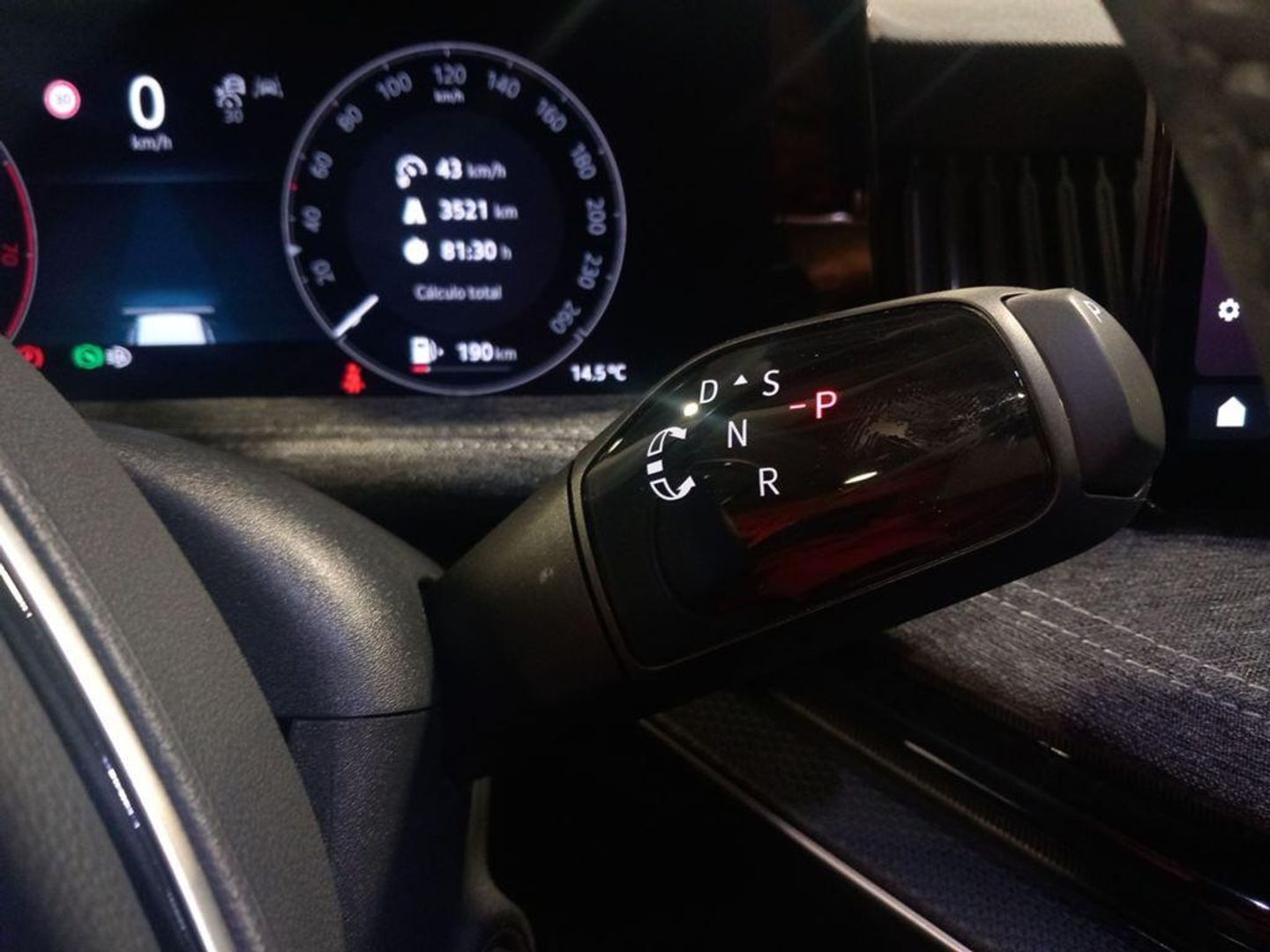 Skoda Superb Combi 1.5 TSI m-HEV Selection DSG 110 kW (150 CV)
