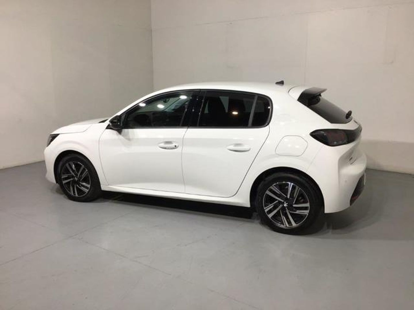 Peugeot 208 PureTech 100 Allure