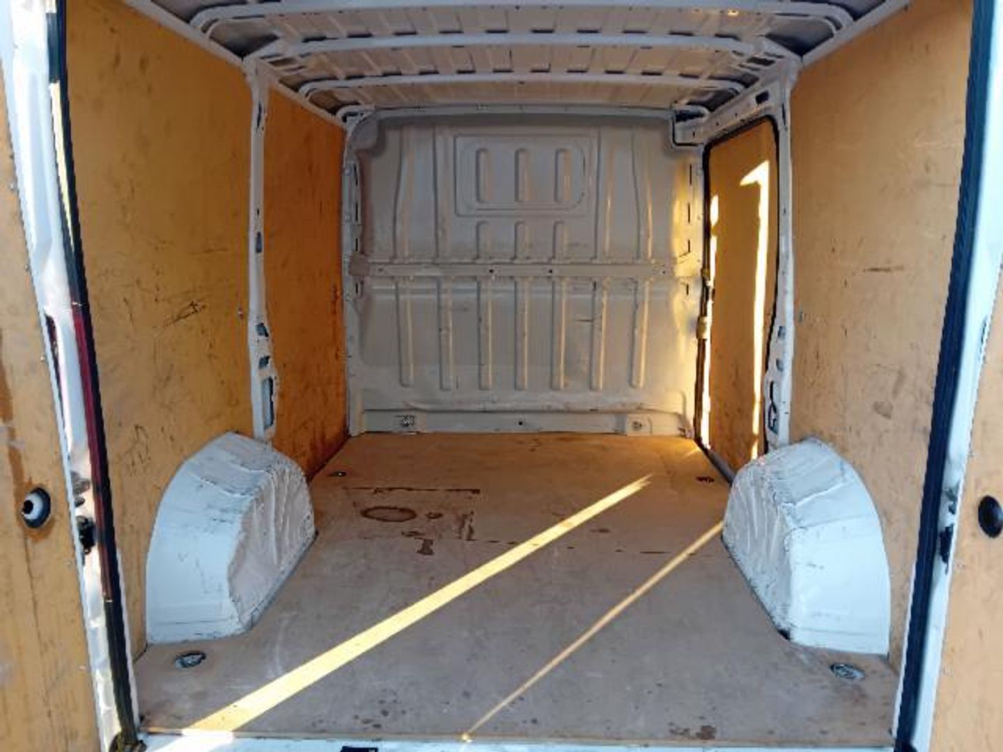 Peugeot Boxer Furgon BlueHDi 140 S&S Pack 330 L1 H1 103 kW (140 CV)