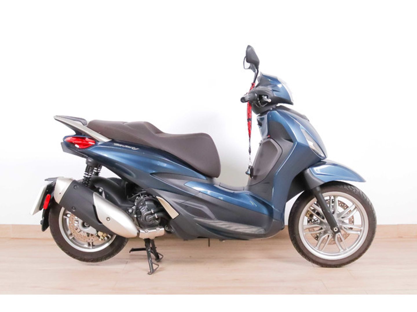 Piaggio BEVERLY 300 HPE Azul Motorcycle