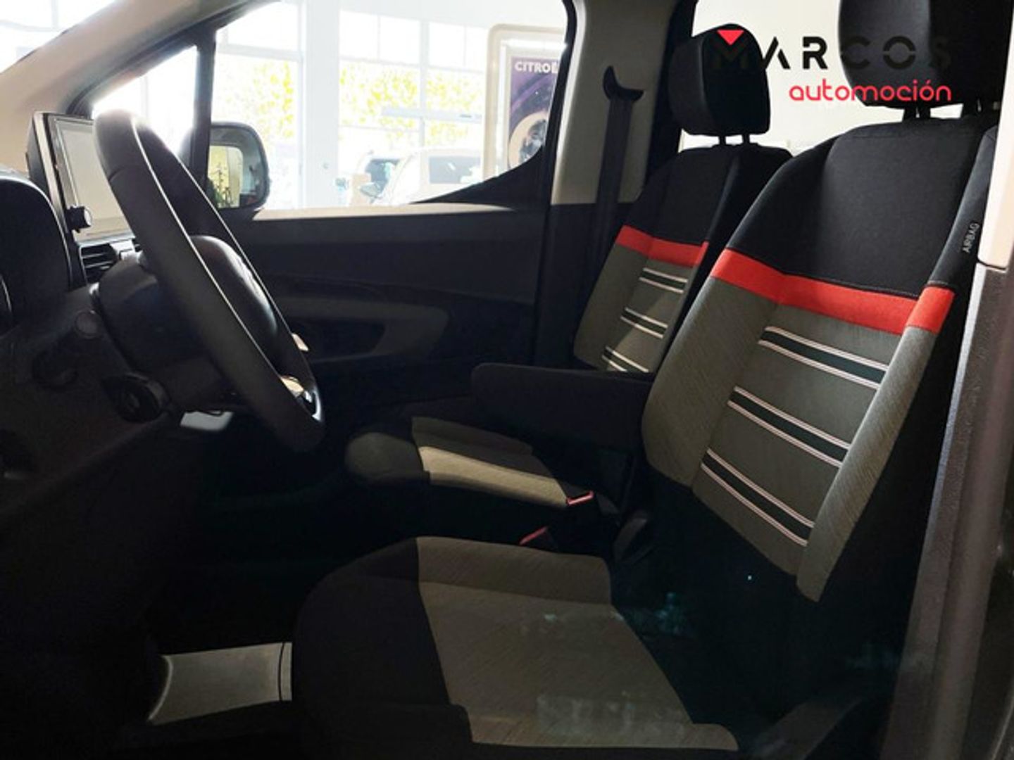 Citroen ë-Berlingo Shine Talla M 50kWh 100 kW (136 CV)