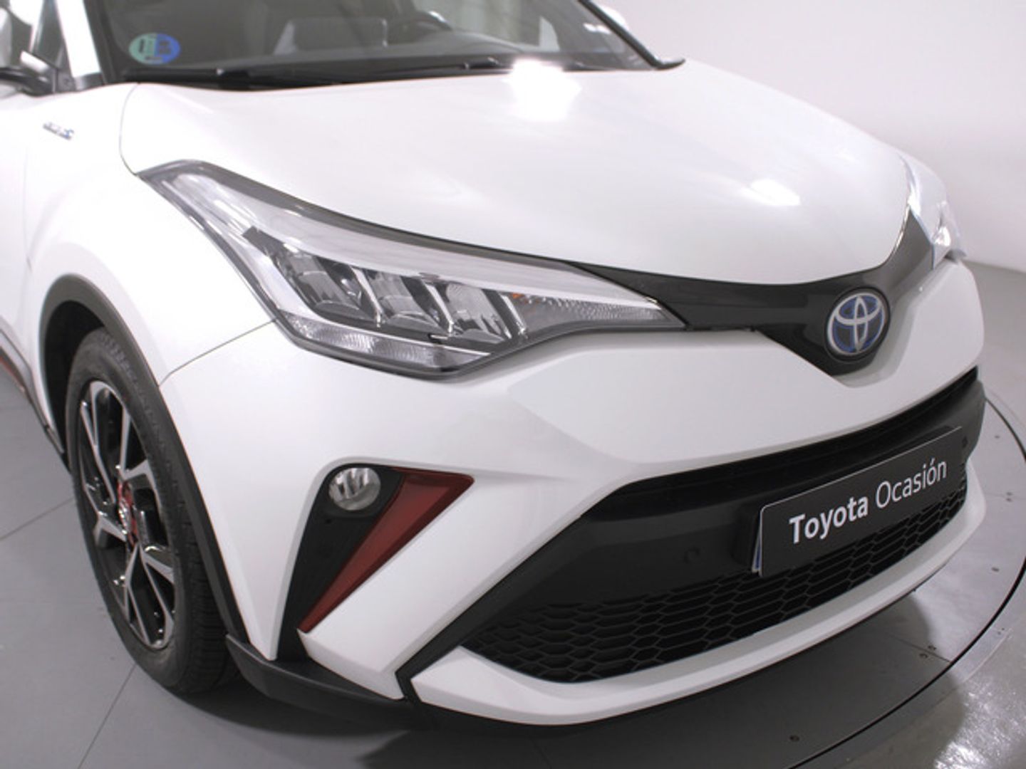 Toyota C-HR 180H
