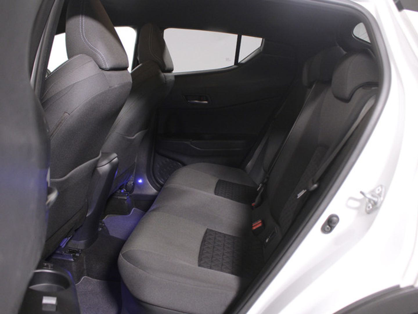 Toyota C-HR 180H