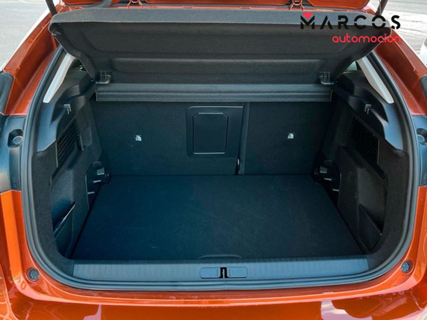 Citroen ë-C4 eléctrico Shine 100 kW (136 CV)
