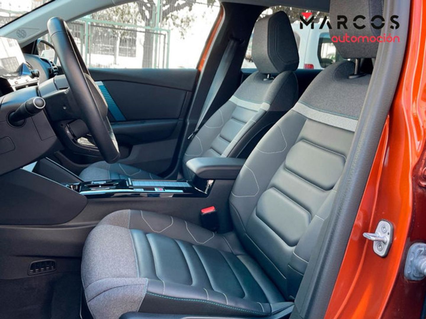 Citroen ë-C4 eléctrico Shine 100 kW (136 CV)