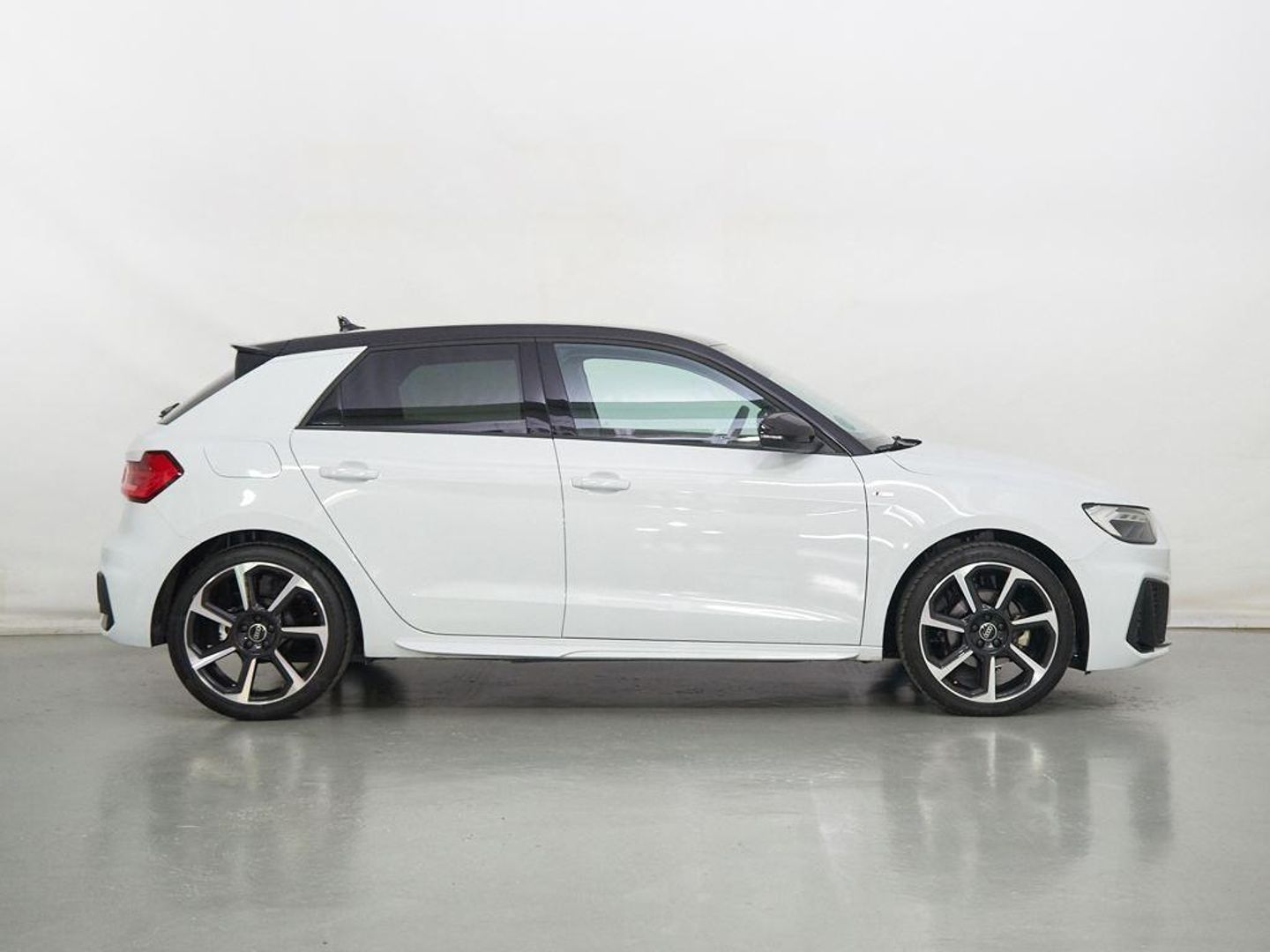 Audi A1 Sportback 30 TFSI Adrenalin Black edition