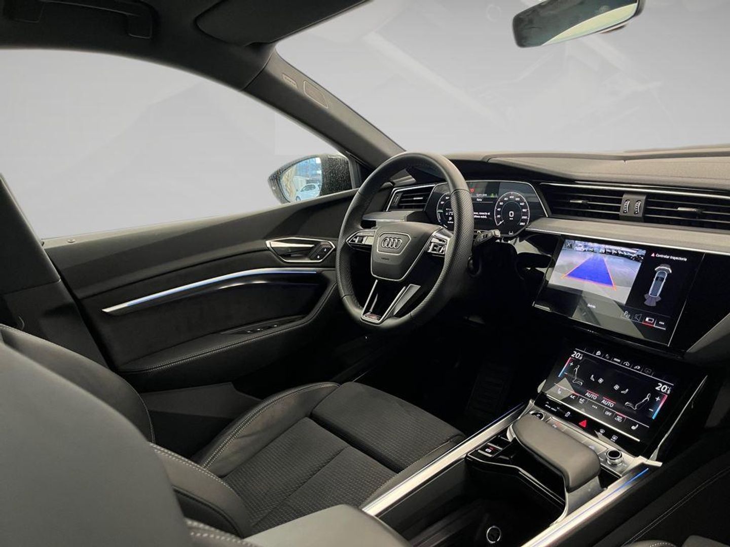 Audi Q8 e-tron S line 50 quattro 250 kW (340 CV)