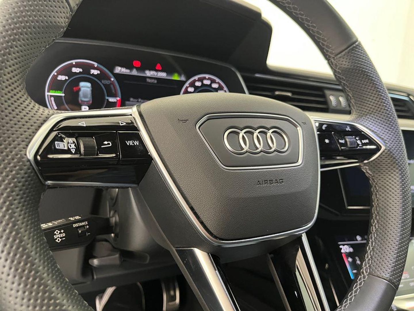 Audi Q8 e-tron S line 50 quattro 250 kW (340 CV)