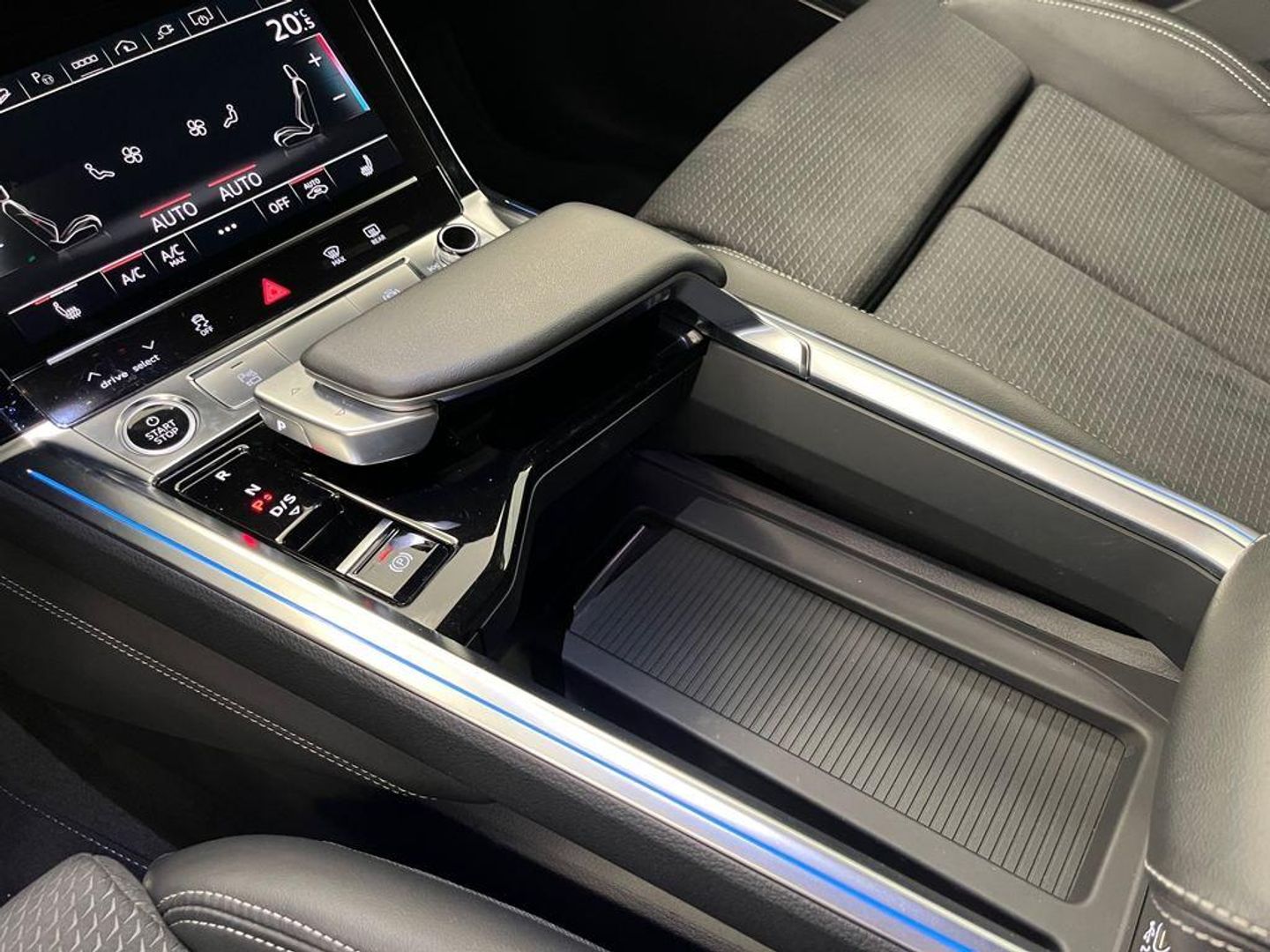 Audi Q8 e-tron S line 50 quattro 250 kW (340 CV)