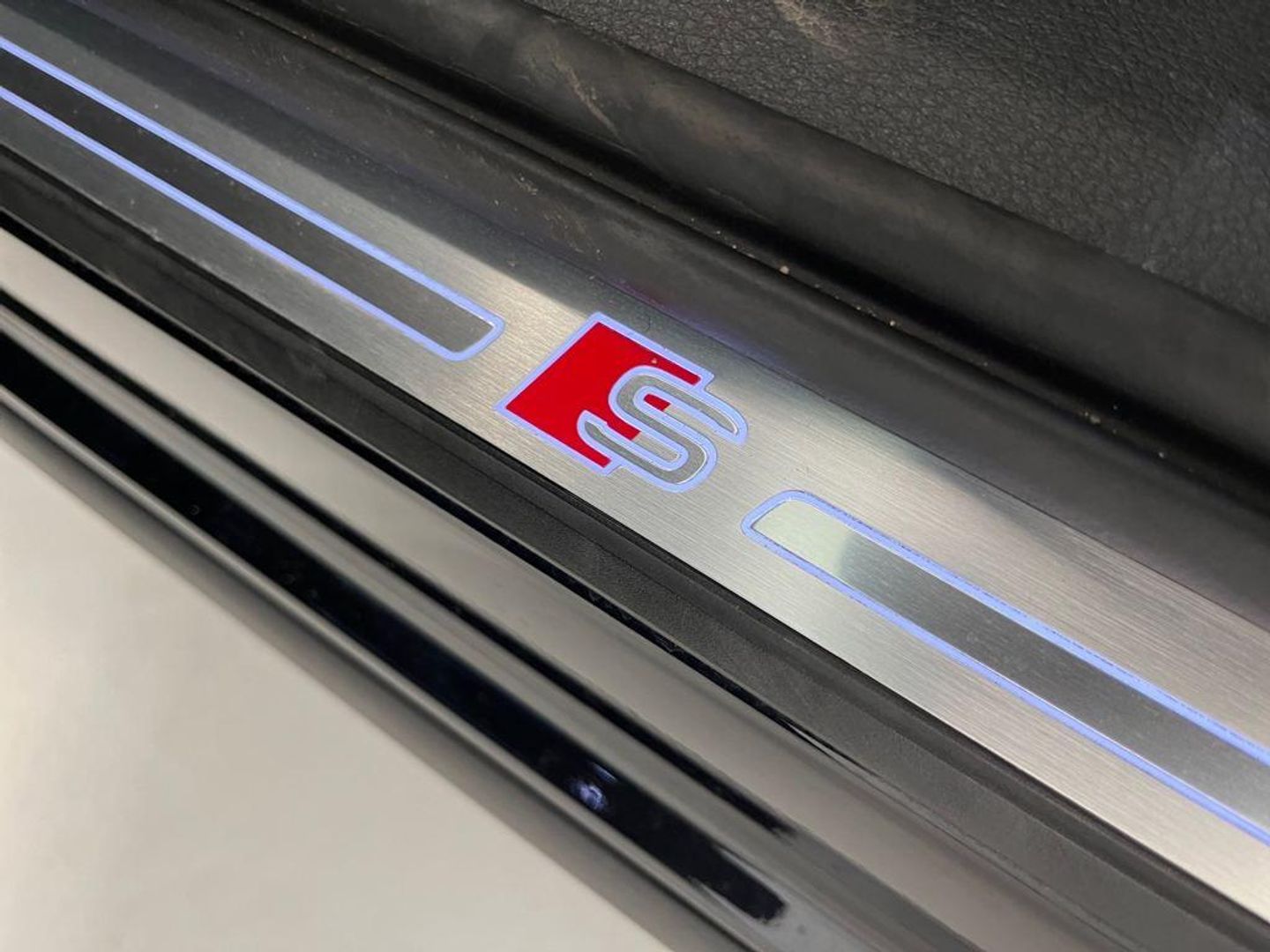 Audi Q8 e-tron S line 50 quattro 250 kW (340 CV)