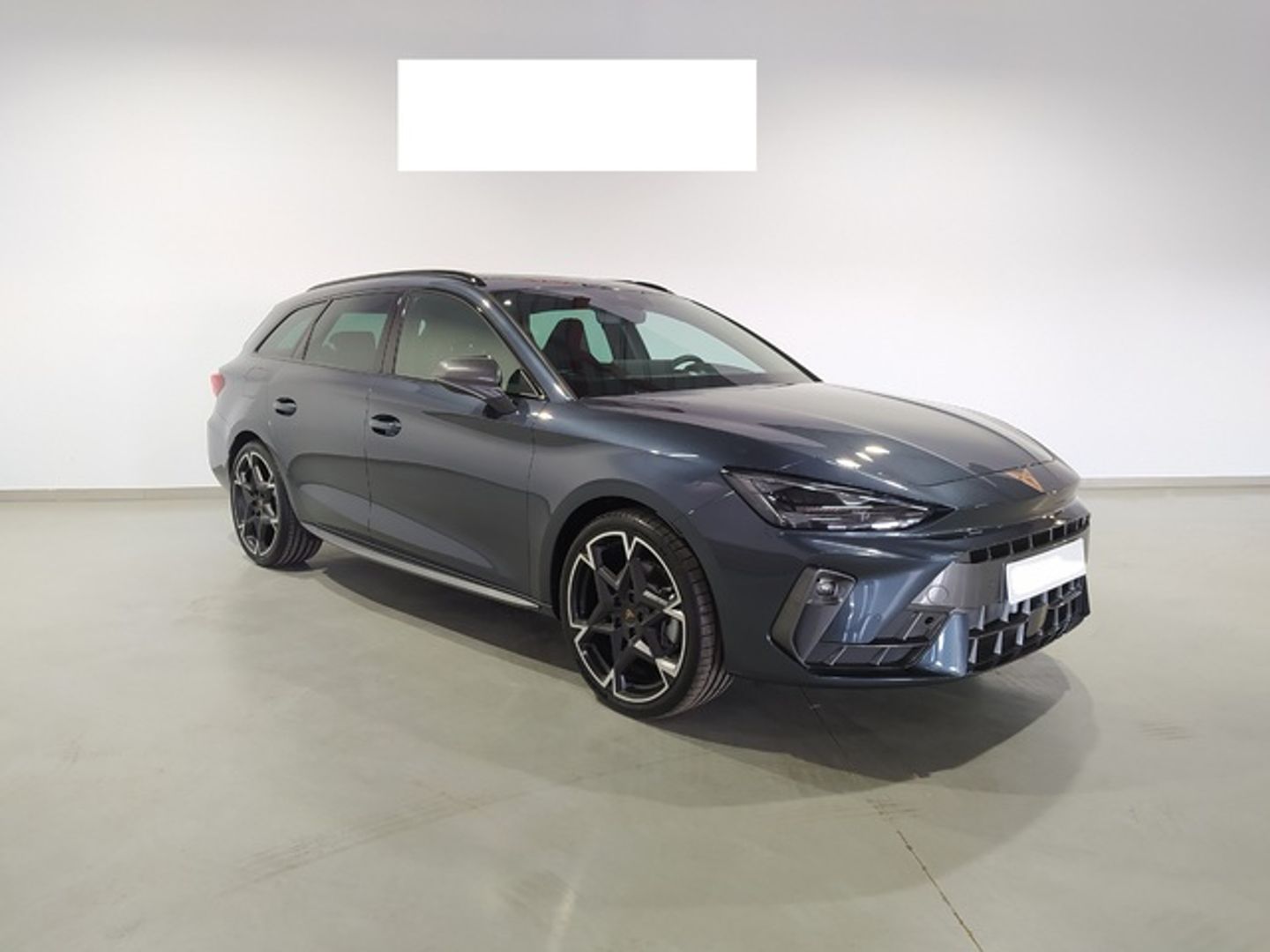 Cupra León 1.5 eTSI Launch Edition Gris Compact