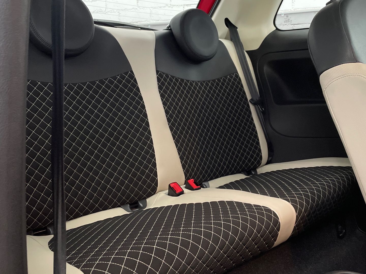Fiat 500 1.0 Hybrid Dolcevita 51 kW (70 CV)