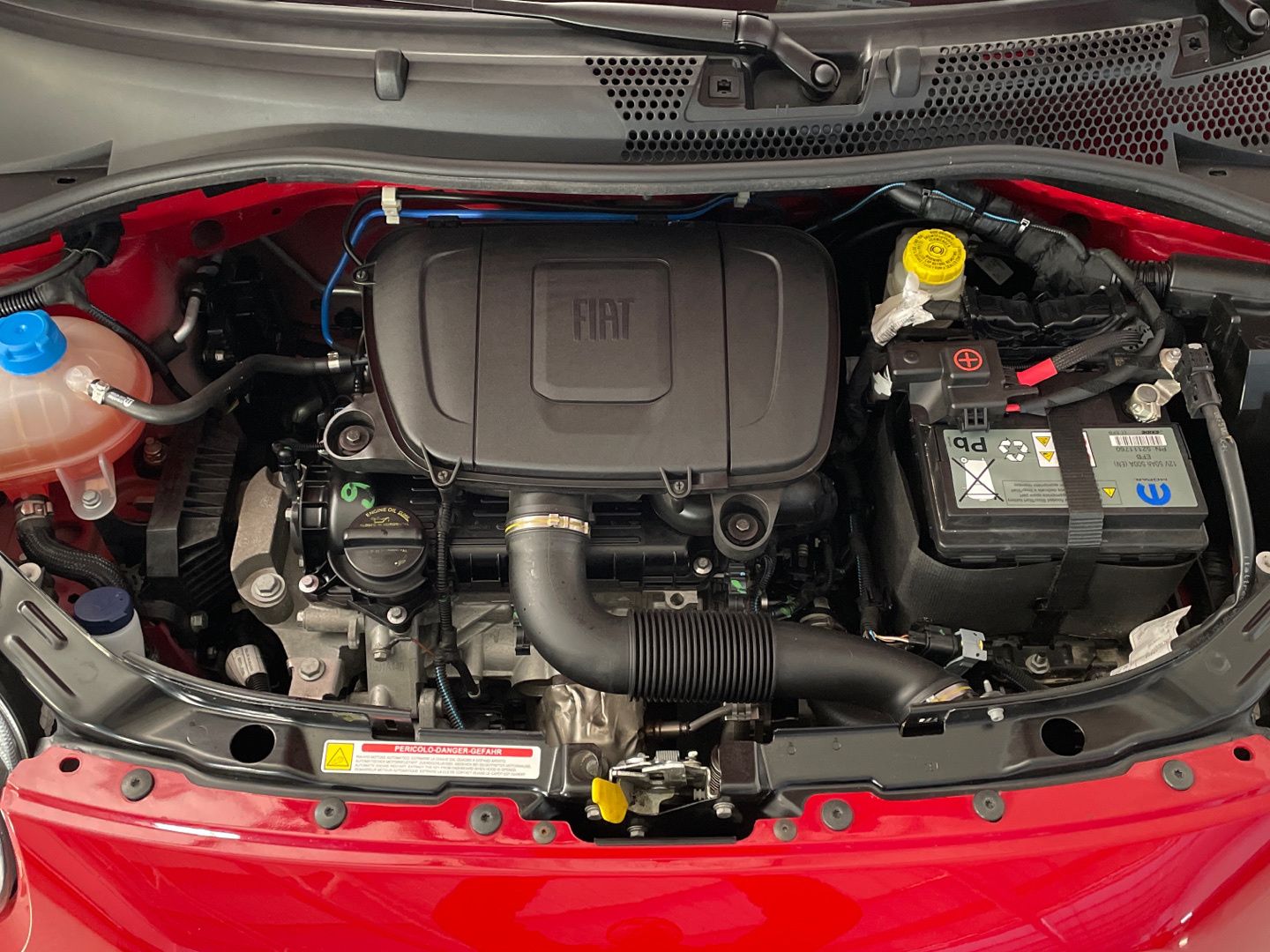 Fiat 500 1.0 Hybrid Dolcevita 51 kW (70 CV)