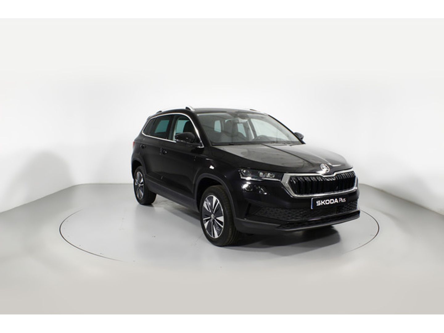 Skoda Karoq 1.5 TSI Selection Negro All Terrain / Pick-up