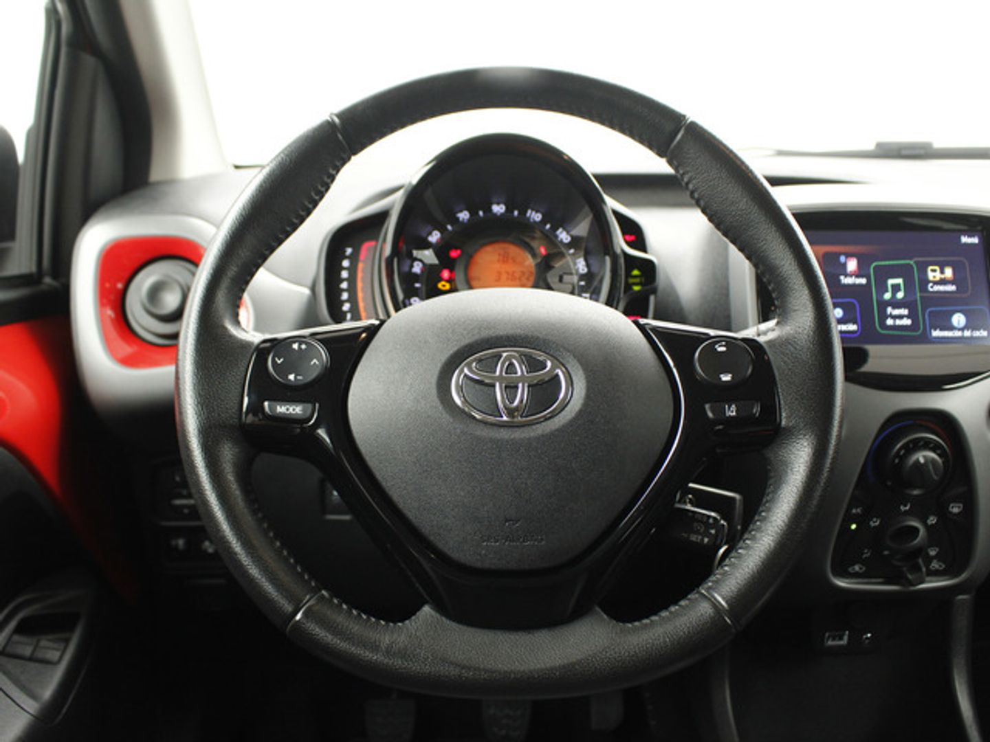 Toyota Aygo 1.0 x-play