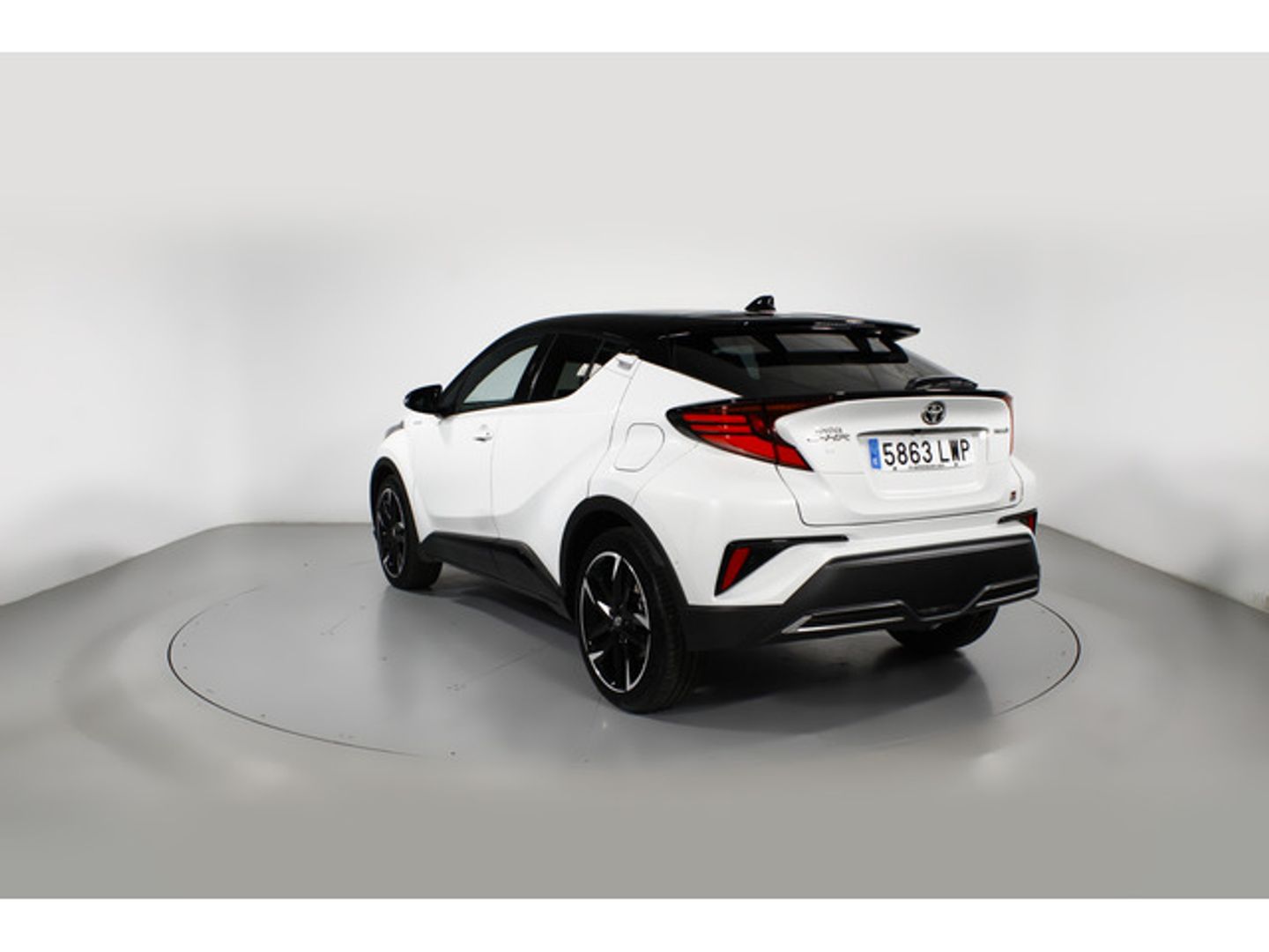 Toyota C-HR 180H