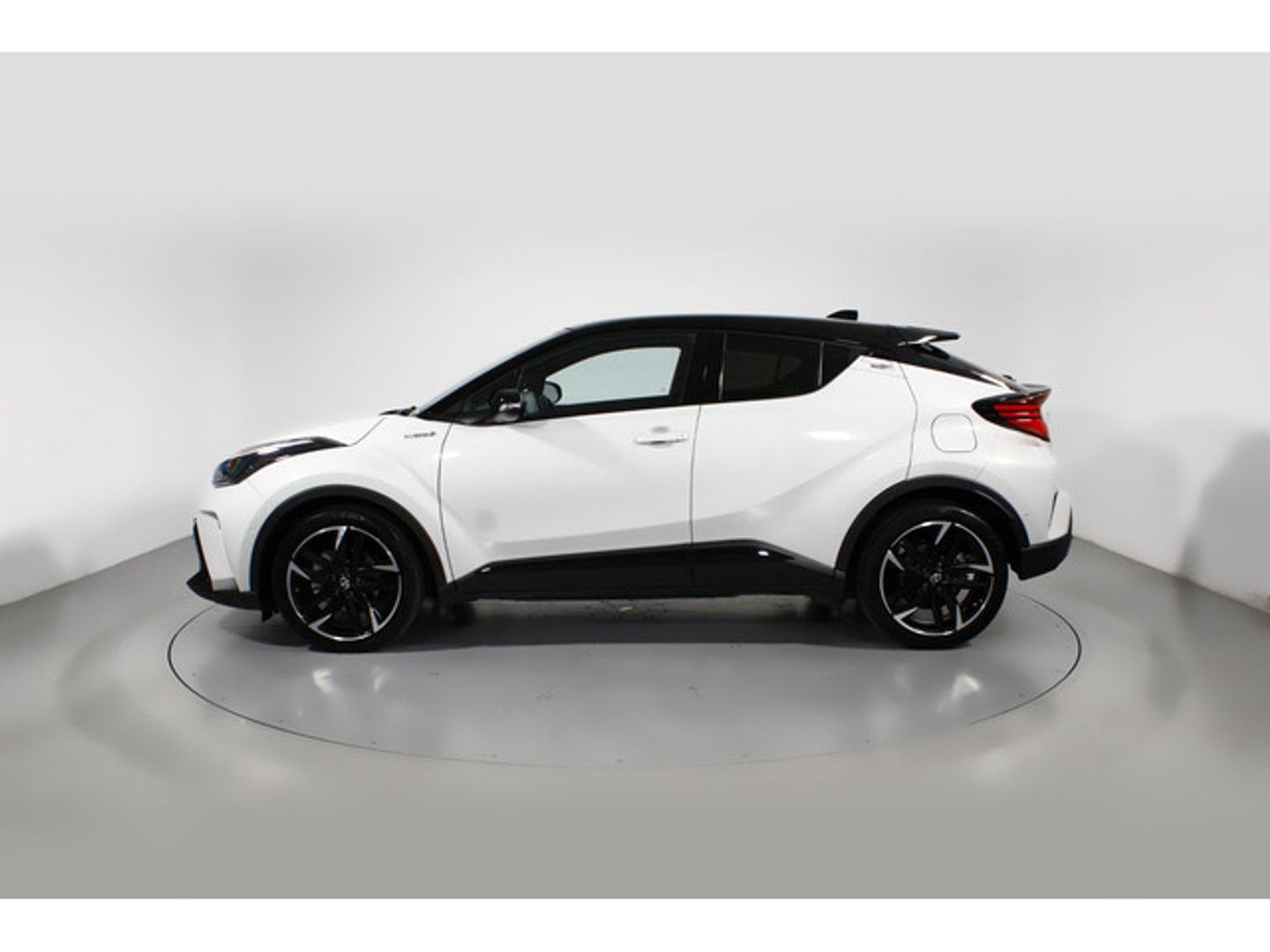 Toyota C-HR 180H