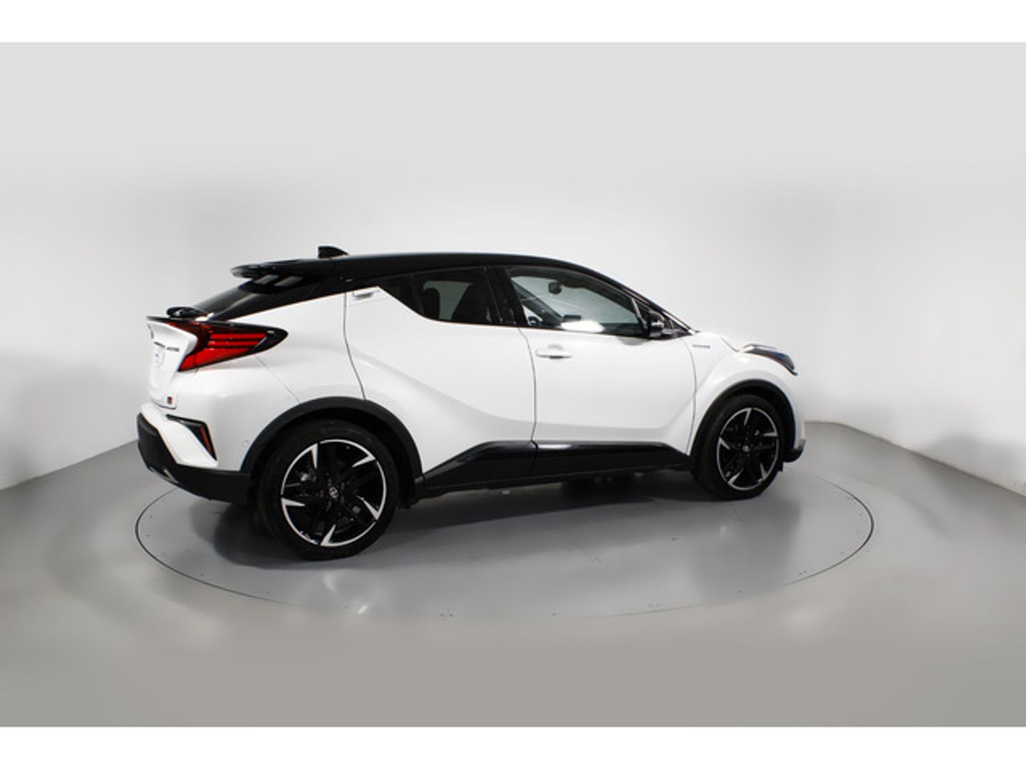 Toyota C-HR 180H