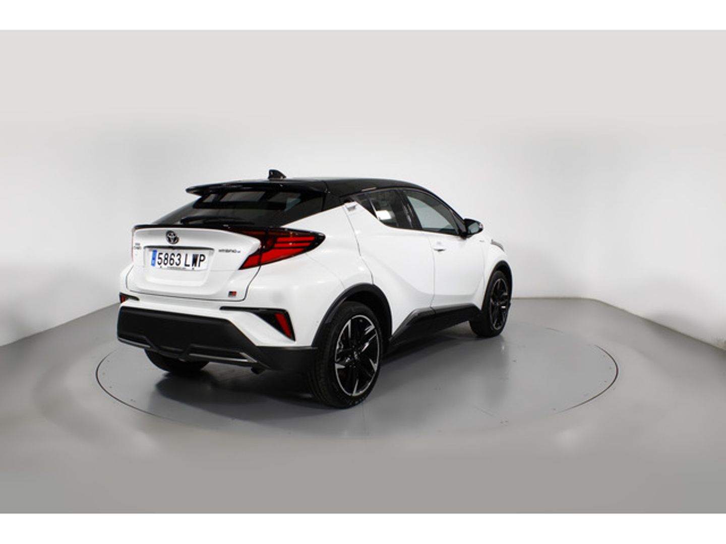 Toyota C-HR 180H