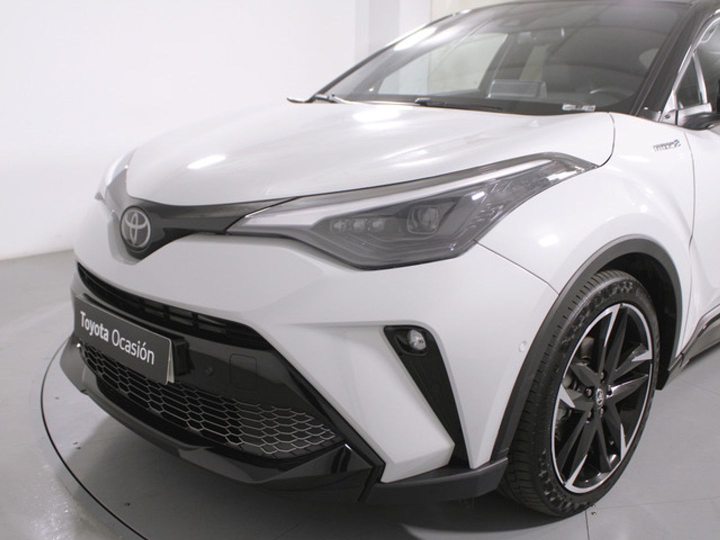 Toyota C-HR 180H