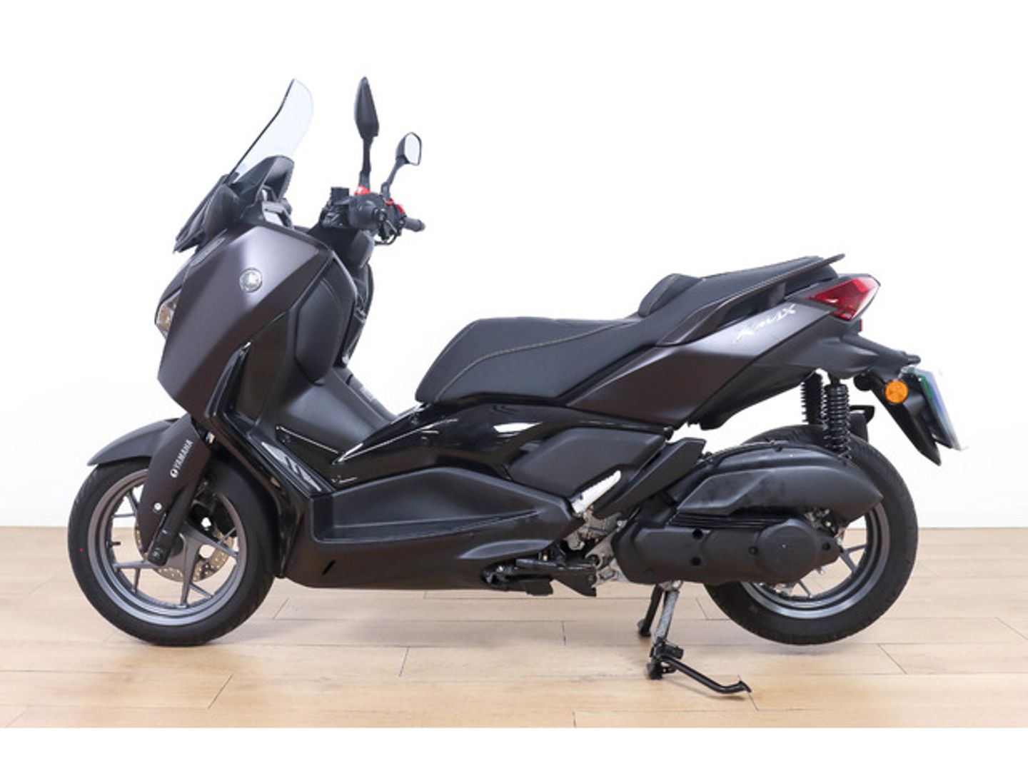 Yamaha X-Max 125