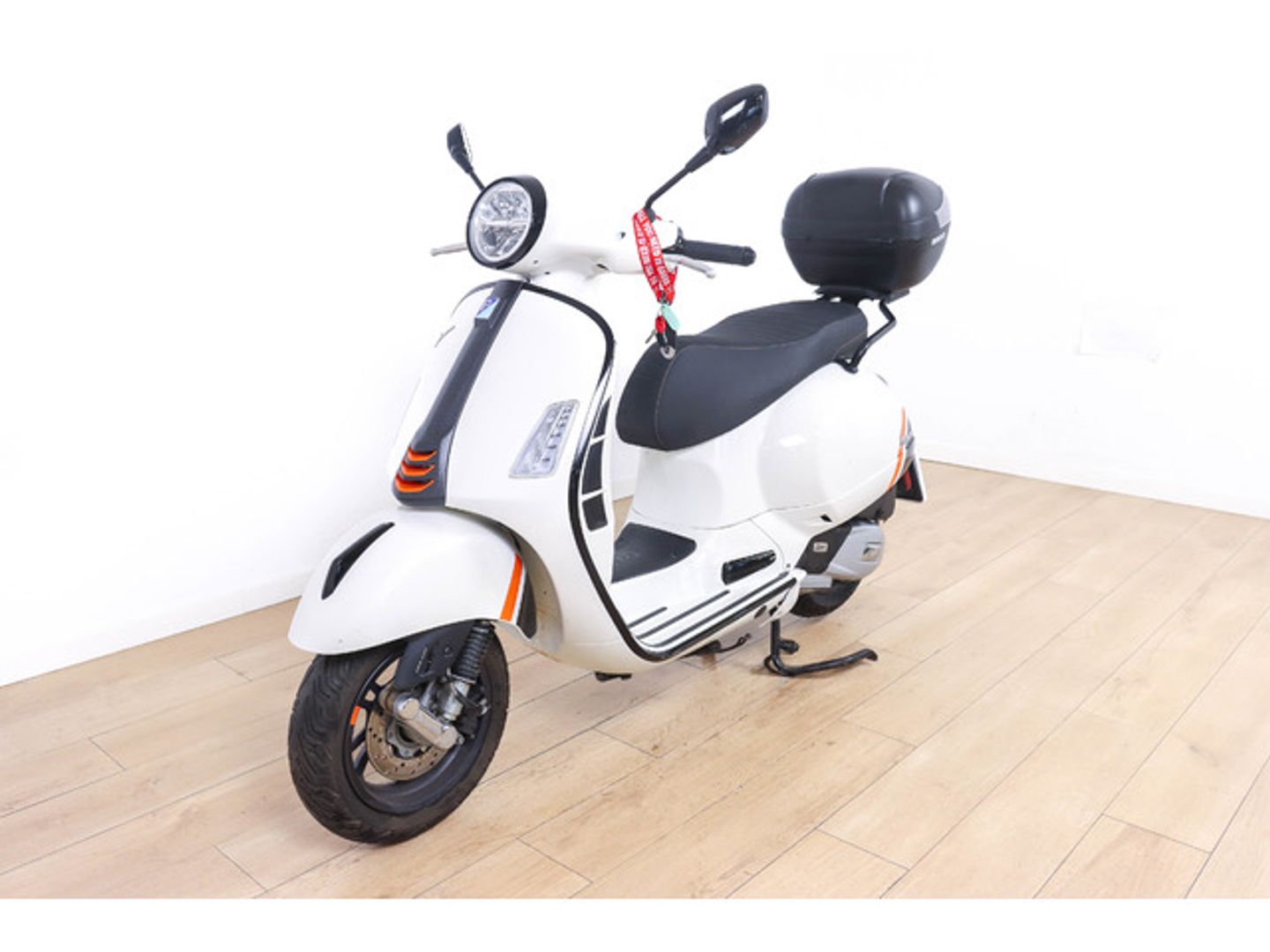 Vespa GTS 125