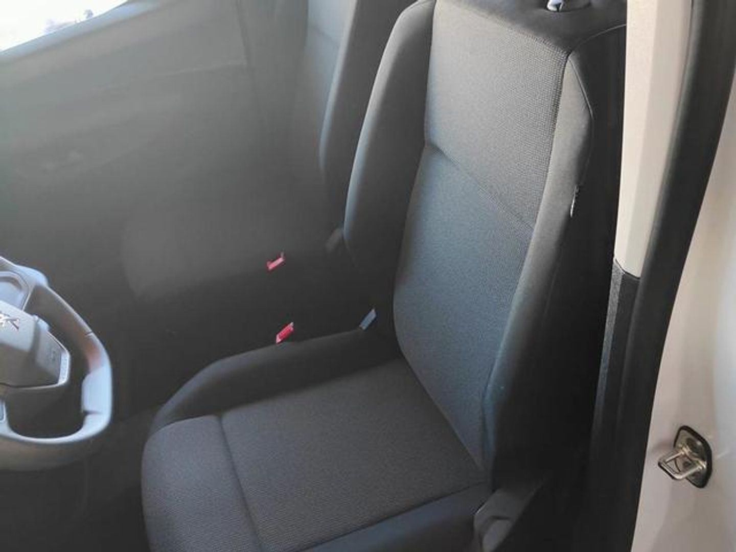 Peugeot e-Rifter Active Pack Long 100 kW (136 CV)