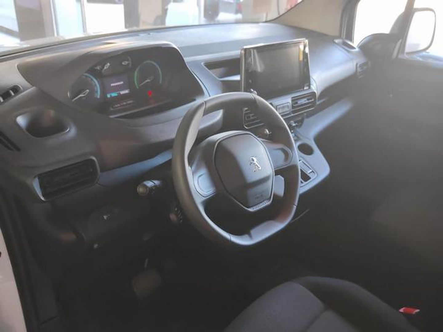 Peugeot e-Rifter Active Pack Long 100 kW (136 CV)