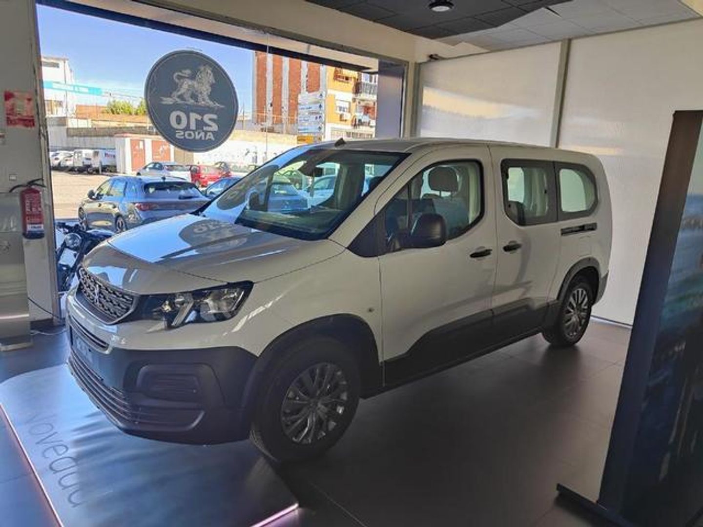 Peugeot e-Rifter Active Pack Long 100 kW (136 CV)