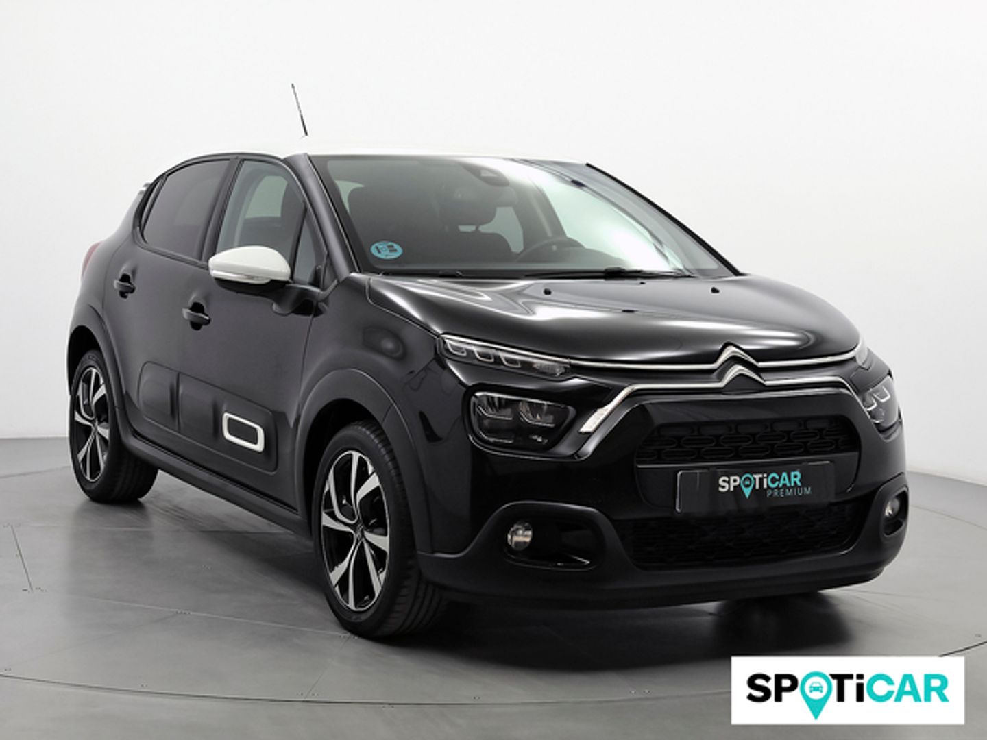 Citroen C3 PureTech 110 Shine Negro Compact