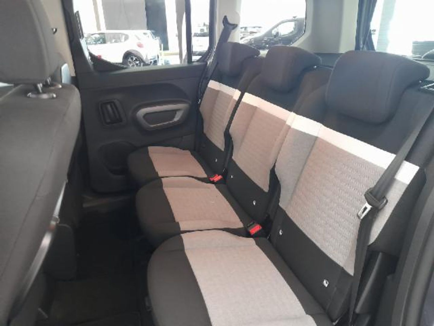 Citroen Berlingo BlueHDi 130 Shine