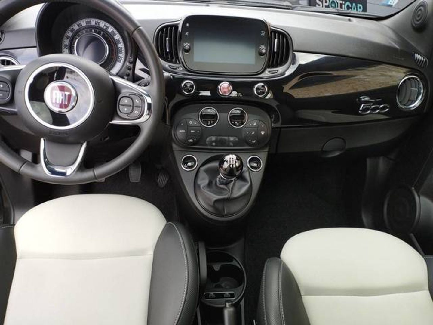 Fiat 500 1.0 Hybrid Dolcevita