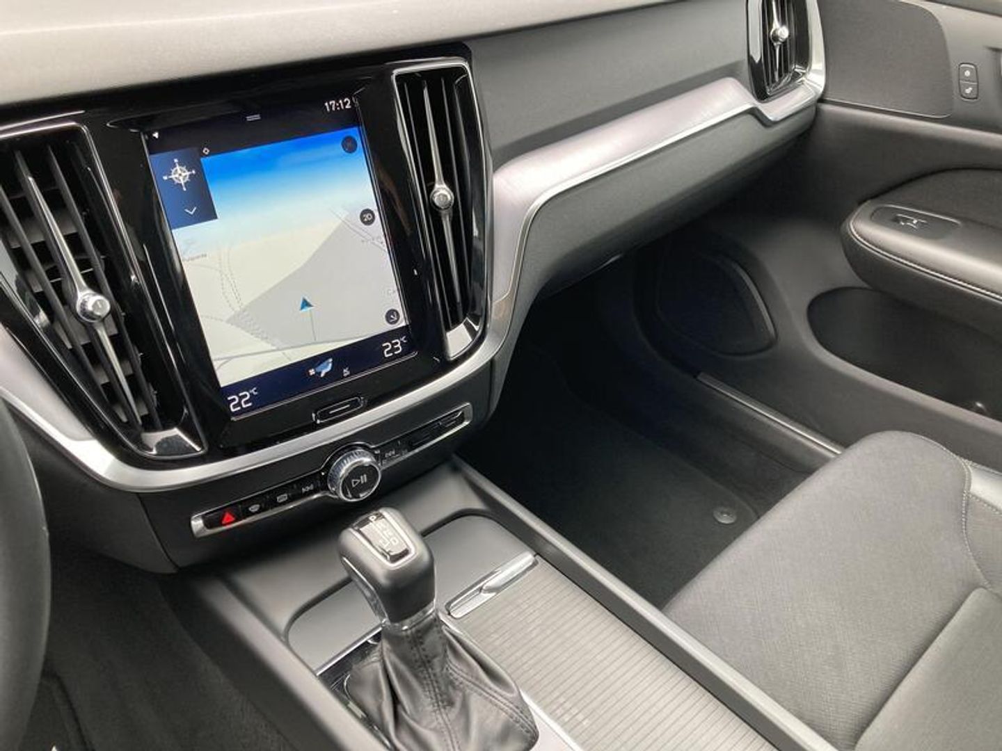 Volvo V60 D3 Business Plus Auto 110 kW (150 CV)