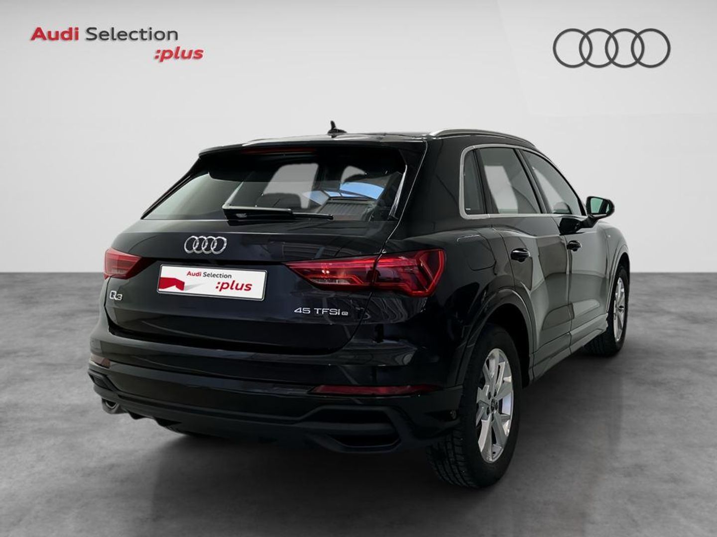 Audi Q3 TFSIe 45 TFSI e S line