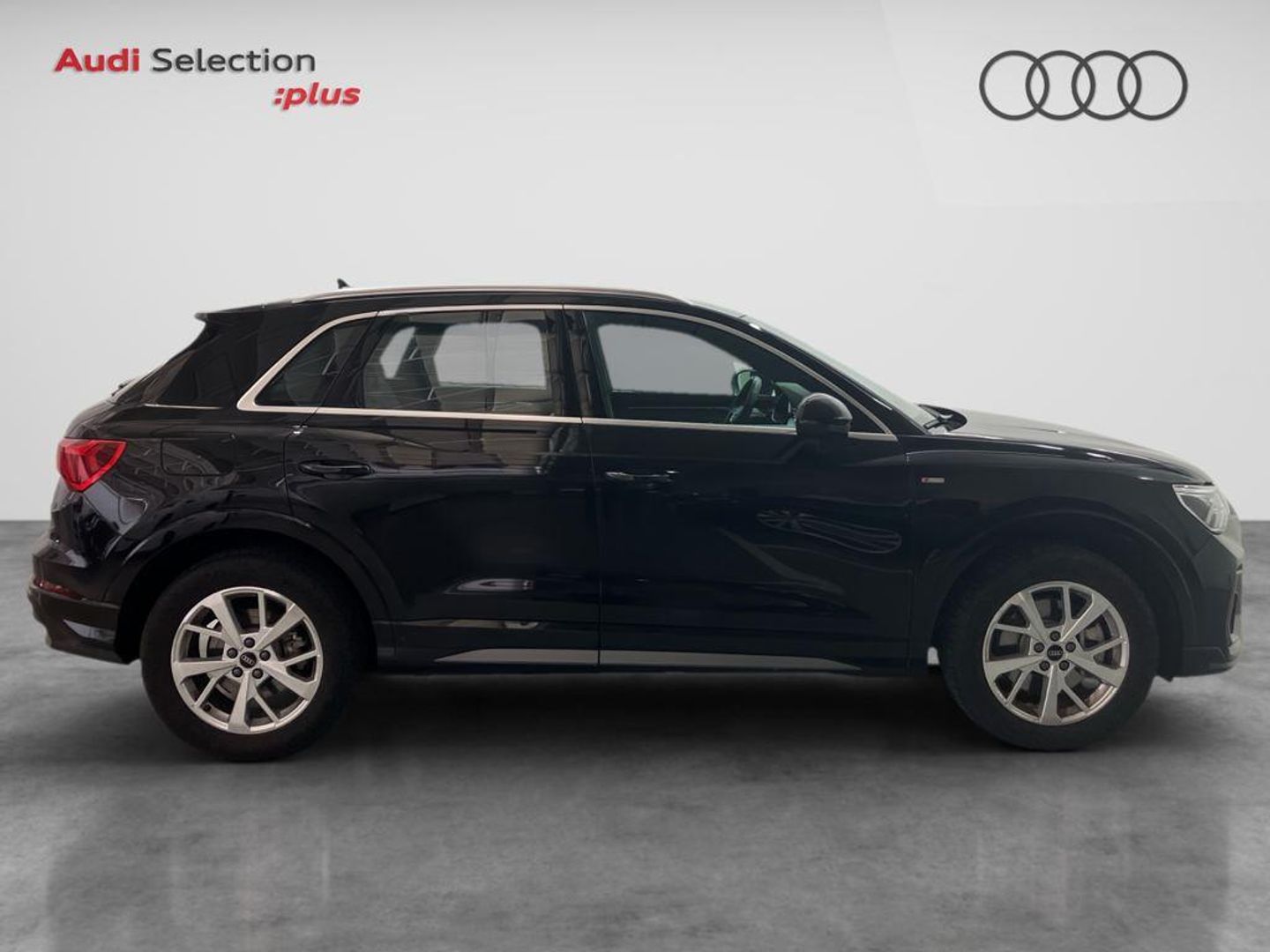 Audi Q3 TFSIe 45 TFSI e S line