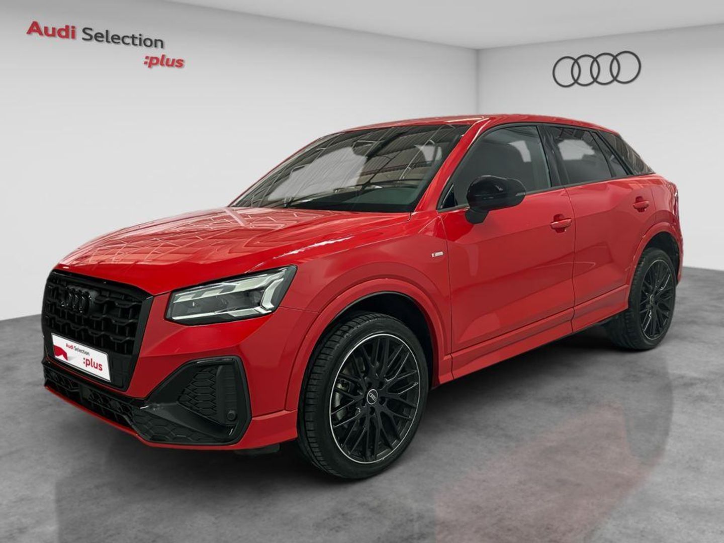 Audi Q2 35 TFSI Adrenalin Rojo SUV