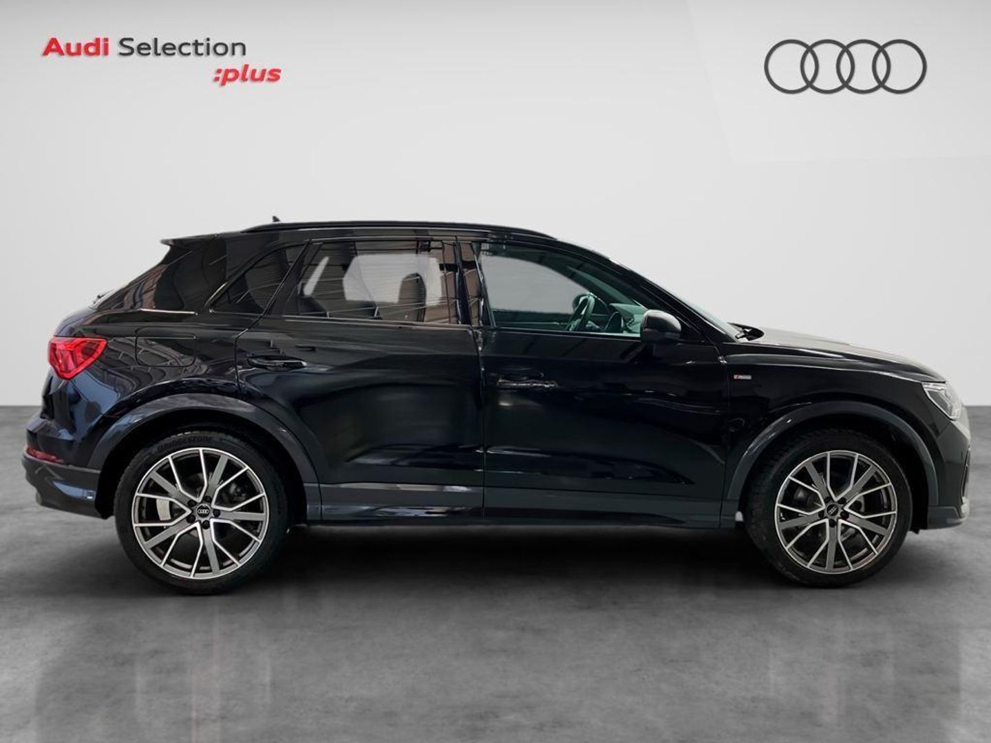 Audi Q3 35 TDI Black line