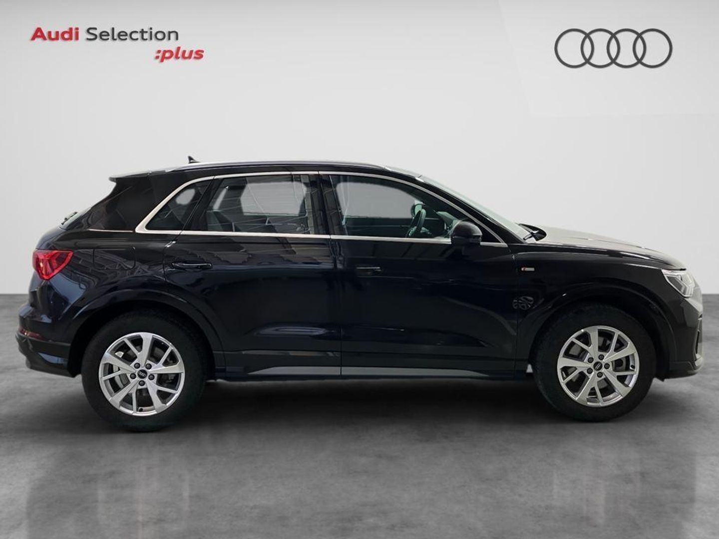 Audi Q3 TFSIe 45 TFSI e S line