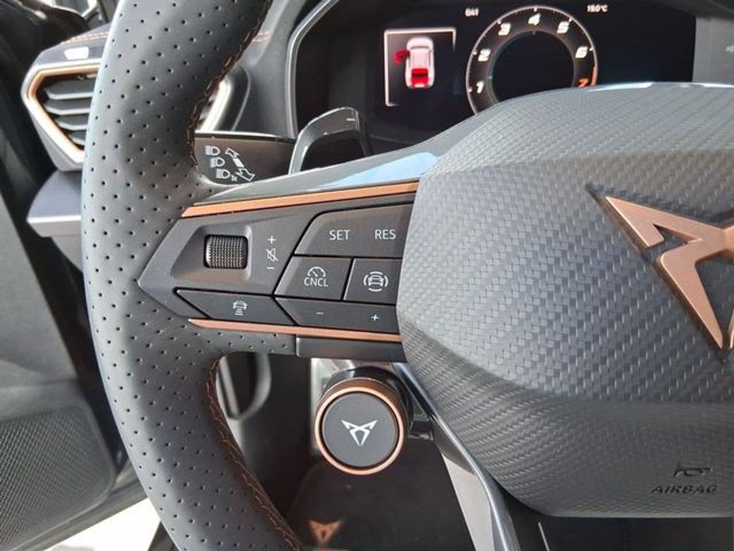 CUPRA Formentor 1.5 TSI e-Hybrid DSG 150 kW (204 CV)