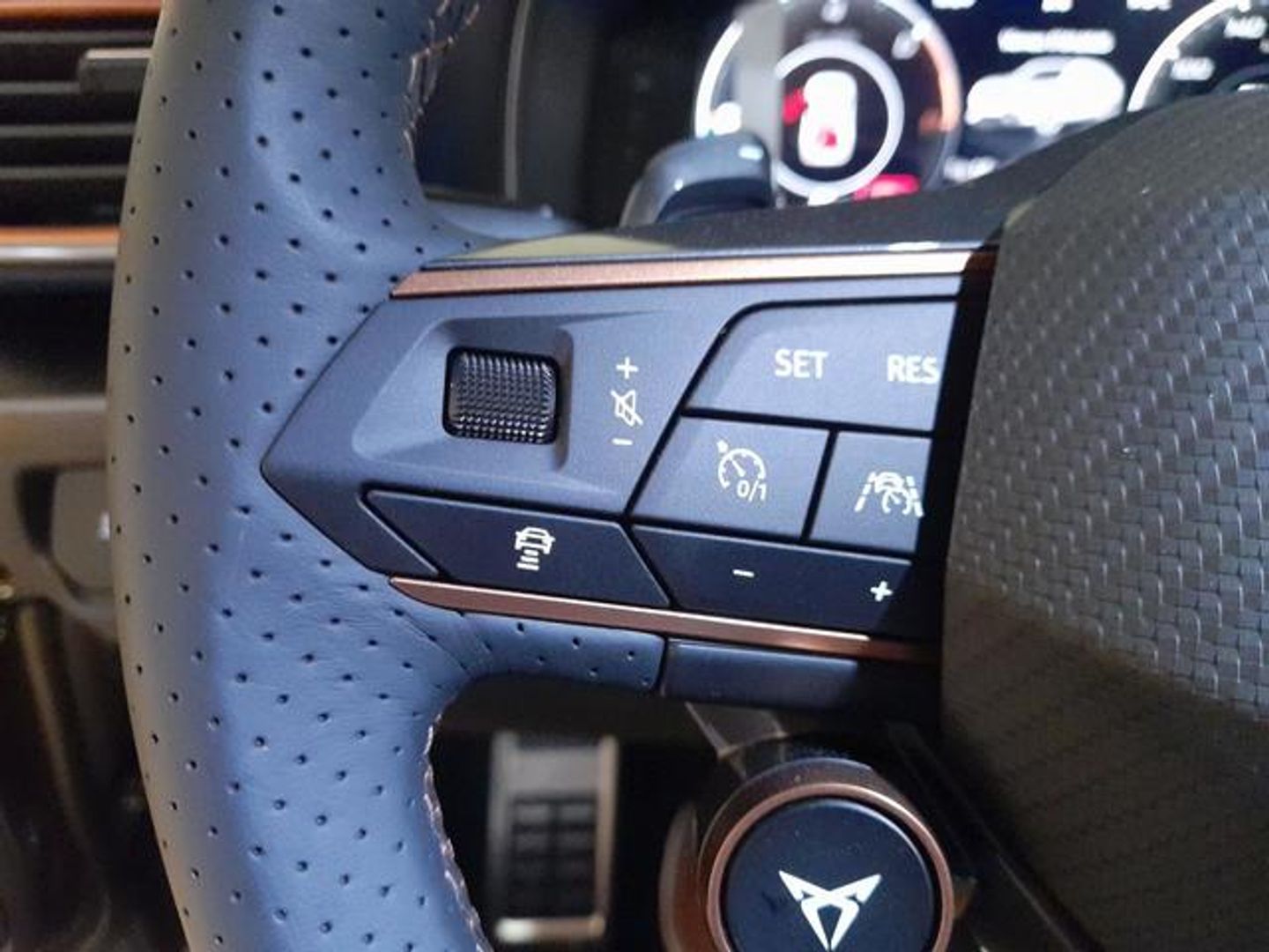 CUPRA Formentor 1.4 e-Hybrid VZ DSG 180 kW (245 CV)